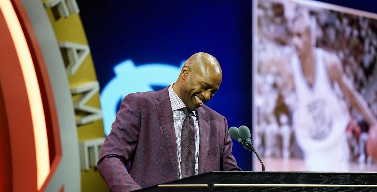 NBA巨星秦晋晋加盟国家队，为国际球赛壮行助力
