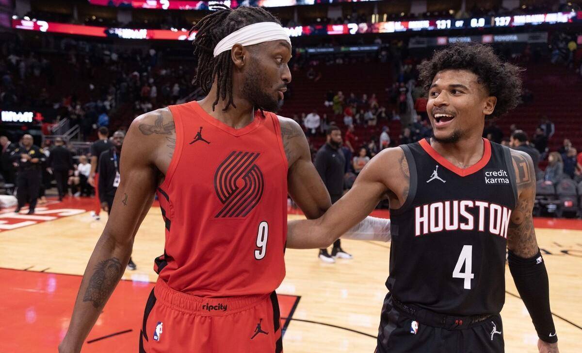 开云体育app-开拓者对阵人利拉德对西蒙斯的碰撞