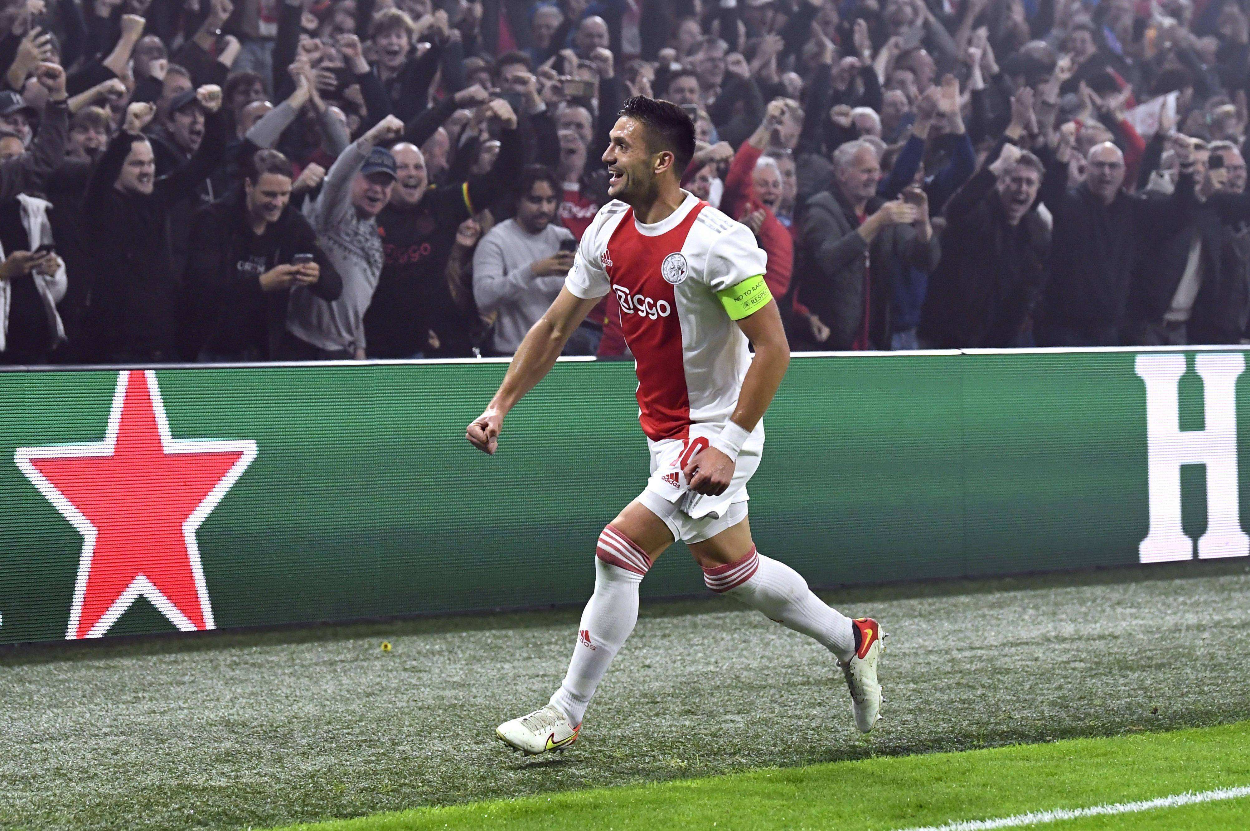 开云下载-奥林匹亚科斯逆袭，进入资格赛！