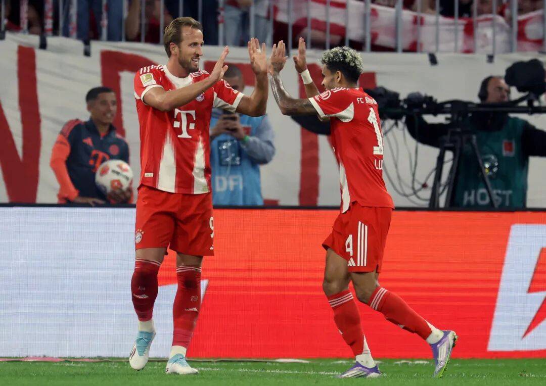 包含拜仁慕尼黑客场大胜,豪取德甲联赛三分!的词条 包含拜仁慕尼黑客场大胜,豪取德甲联赛三分!的词条