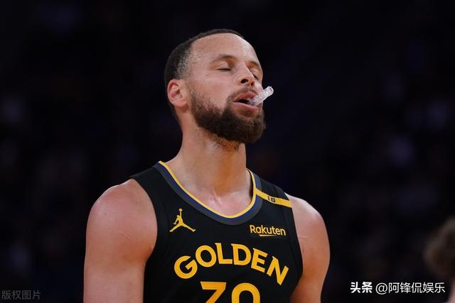 开云体育官网-勇士胜马刺！库里砍40分领先