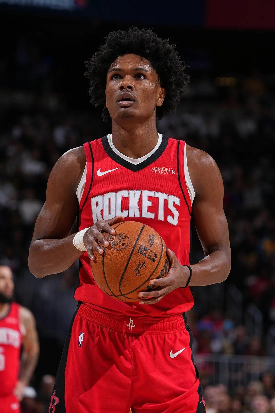 火箭遭遇灰熊反击，遗憾败北。